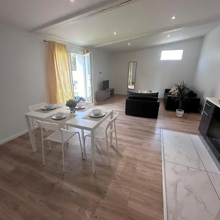 Au Calme Avec Jardin Privatif Dans Maison Apartment Cagnes-sur-Mer