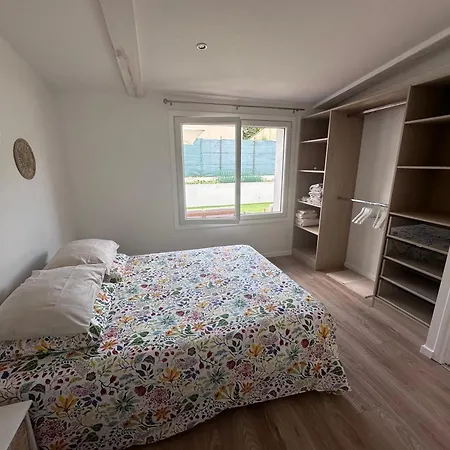 Au Calme Avec Jardin Privatif Dans Maison